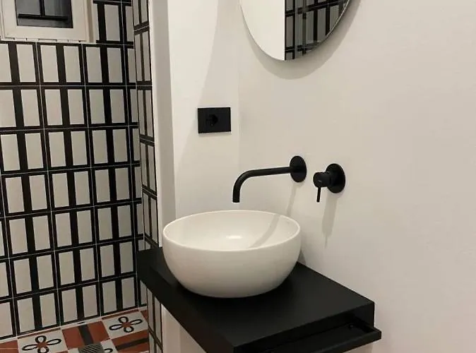 Meh Luxury Centre Bari